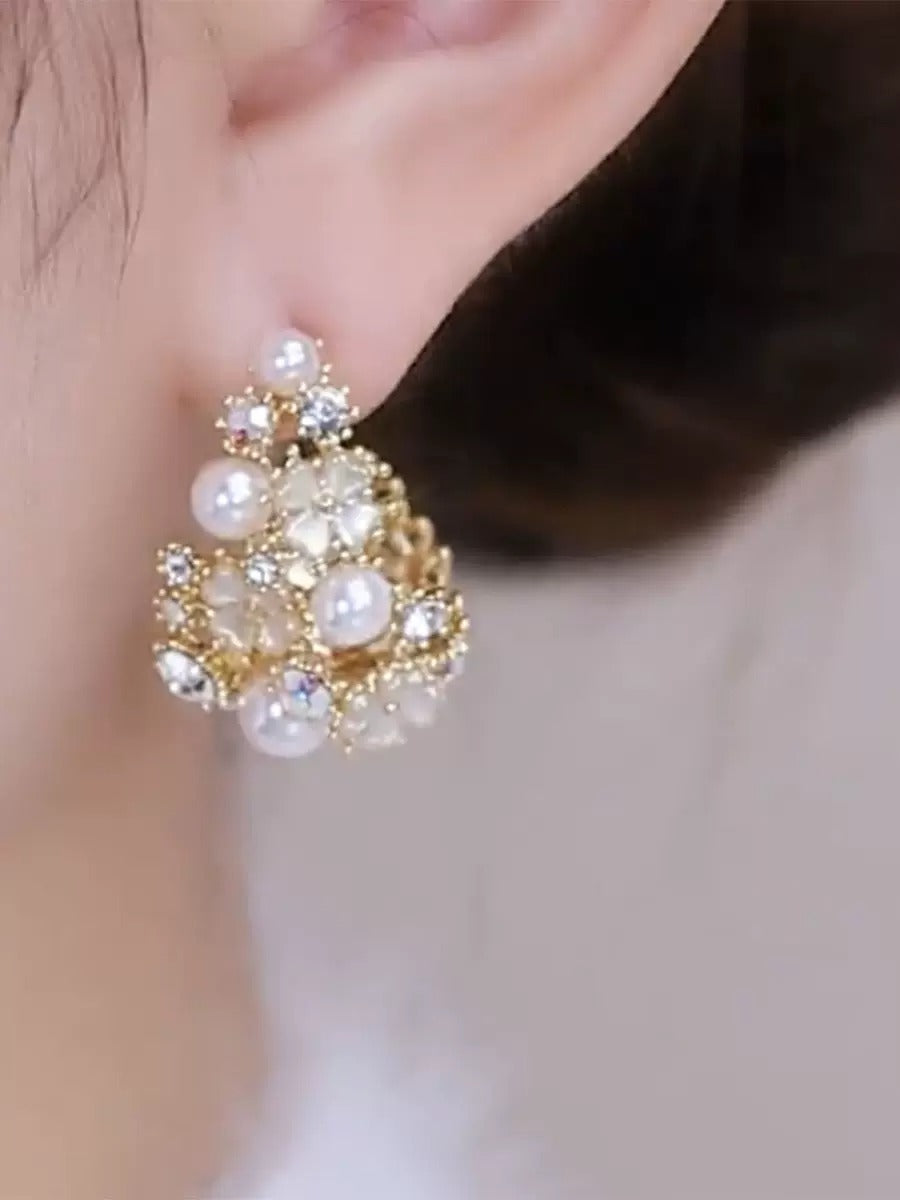 Trendy flower zircon earrings(18k gold plated)