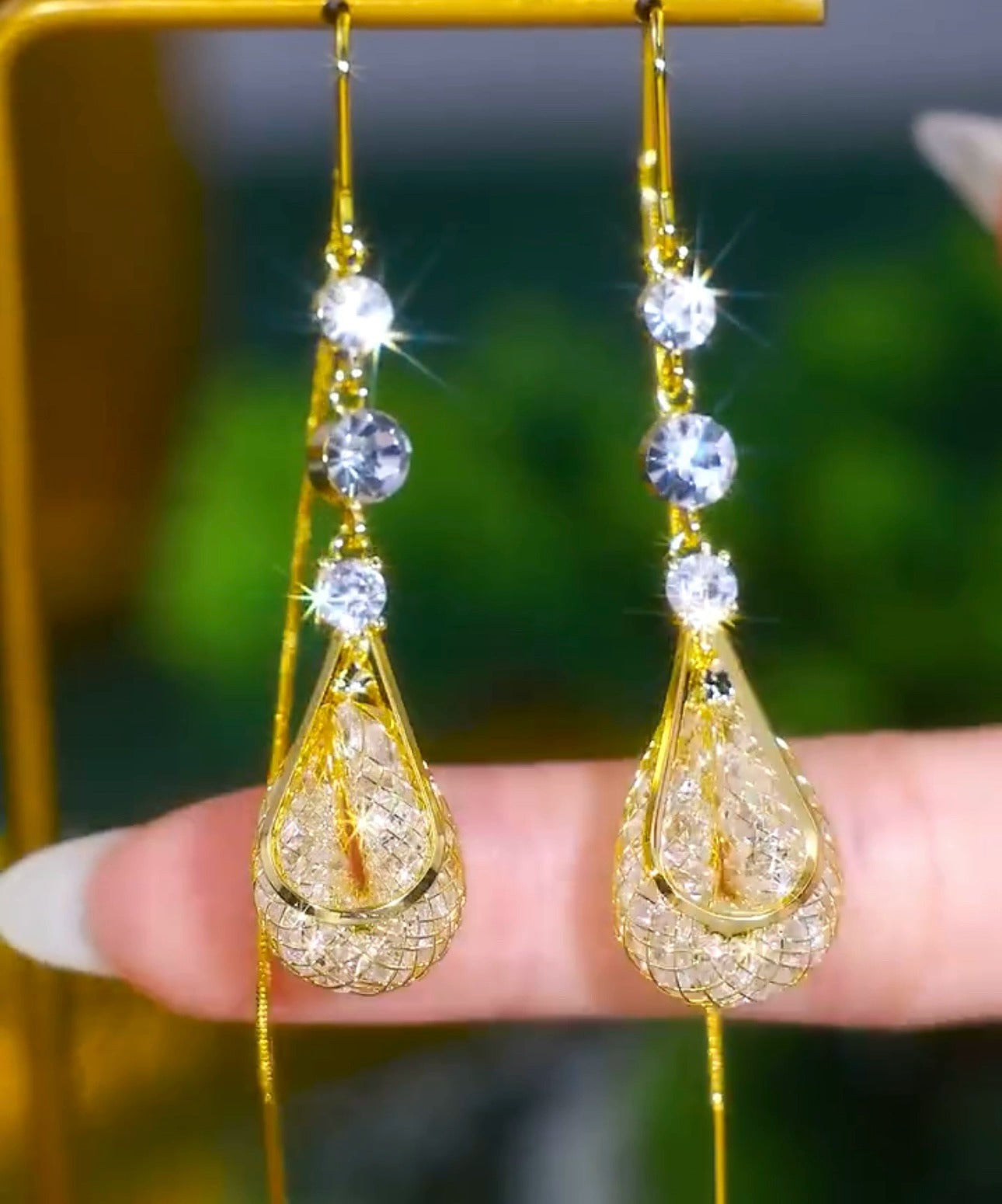 Mesh crystal tassel earrings(24k gold plated)