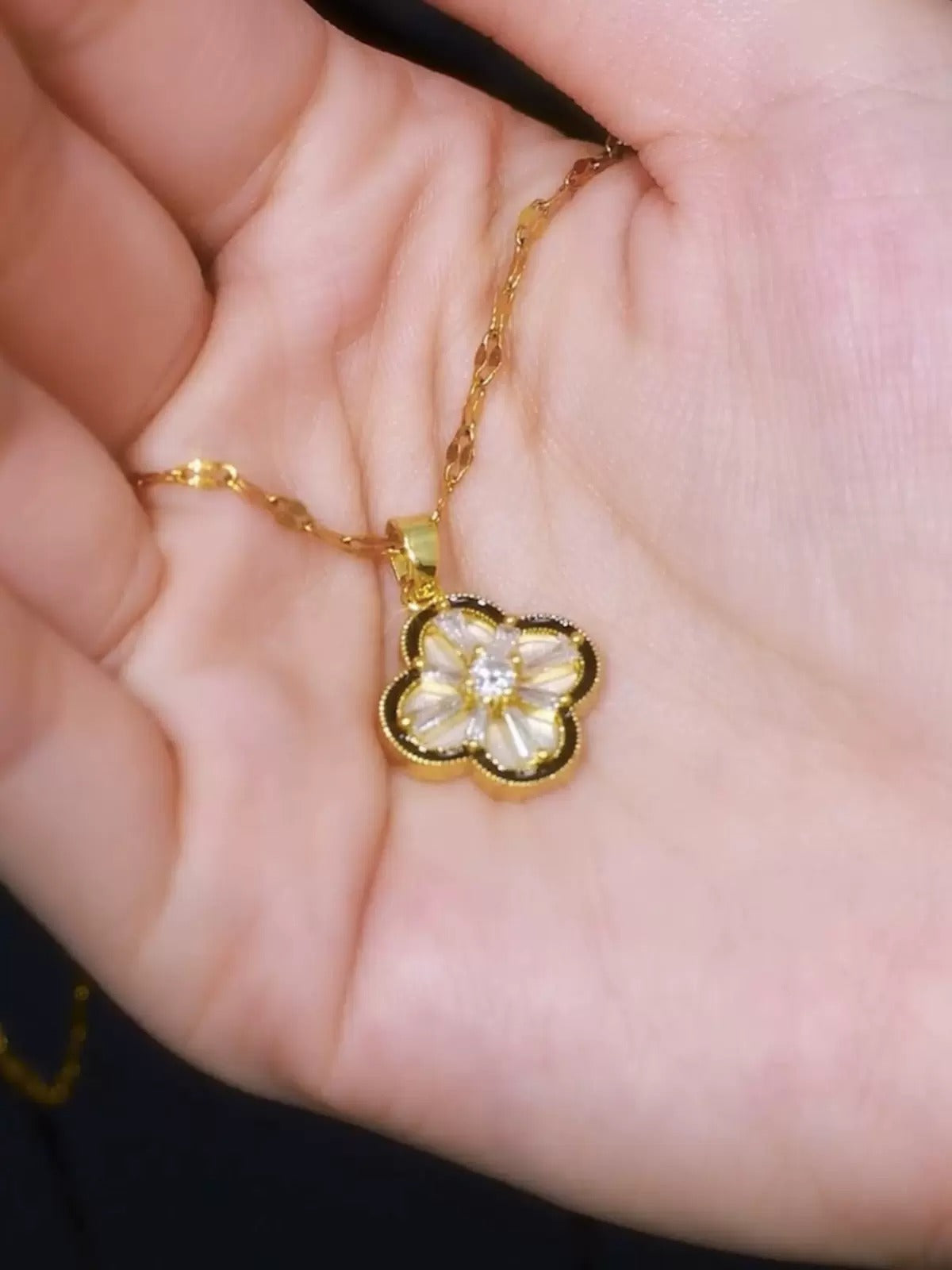 Modern Clover Diamond zircon necklace(24K GOLD PLATED)