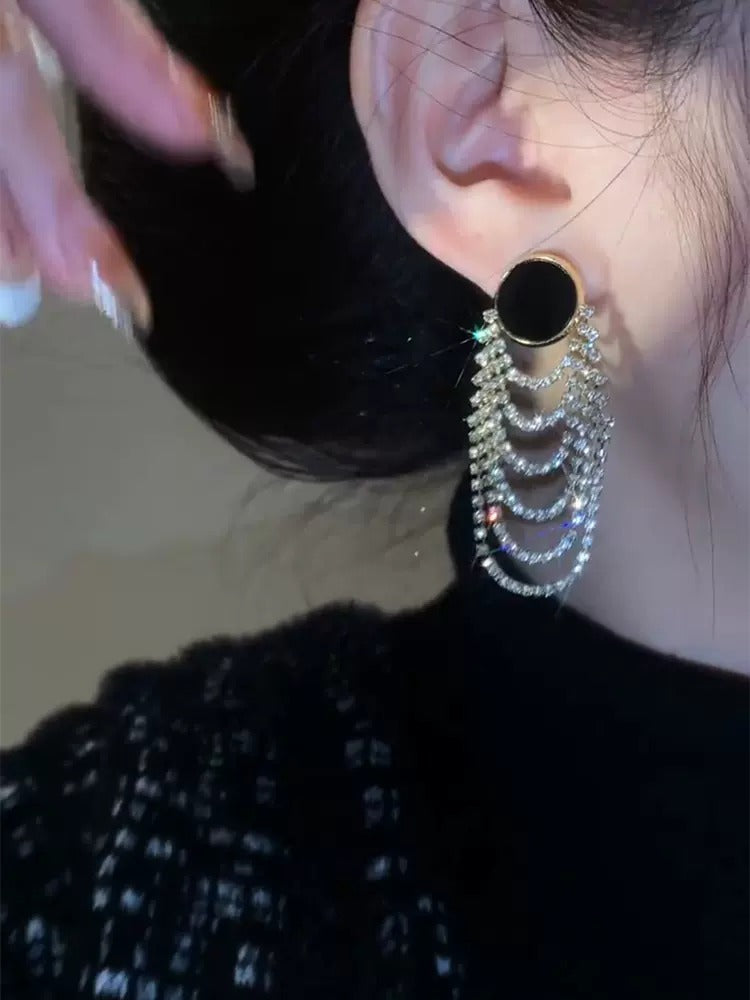 Black rhinestone tassel earrings(Gold plated)