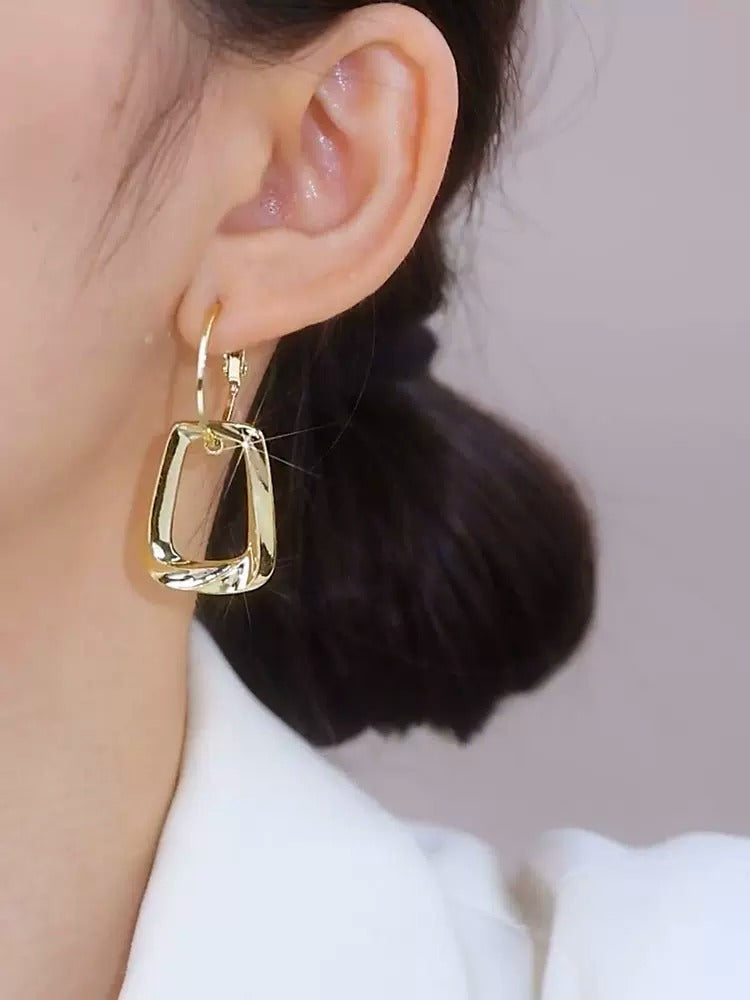 geometric ear clip earrings(gold plated)