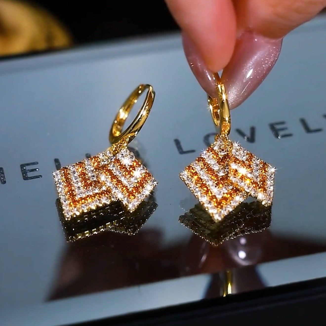 Super shiny diamond zircon earrings(24k gold plated)