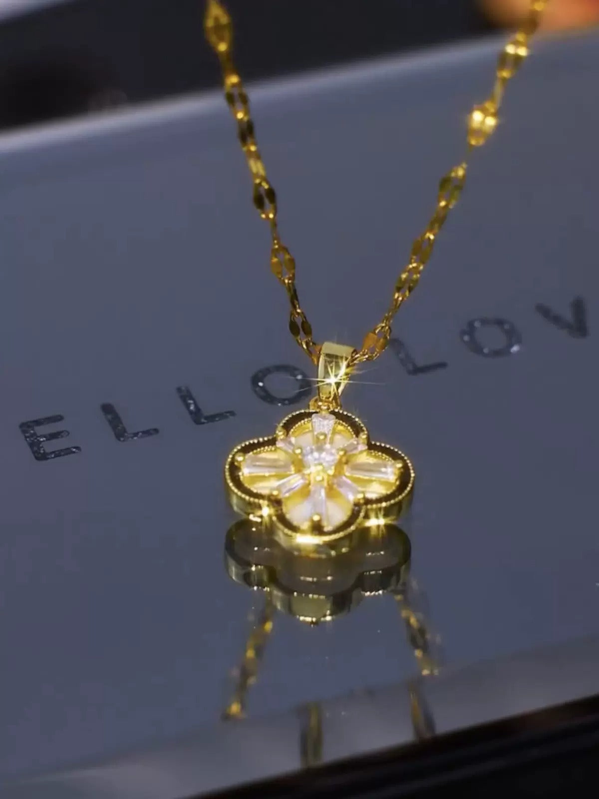 Modern Clover Diamond zircon necklace(24K GOLD PLATED)