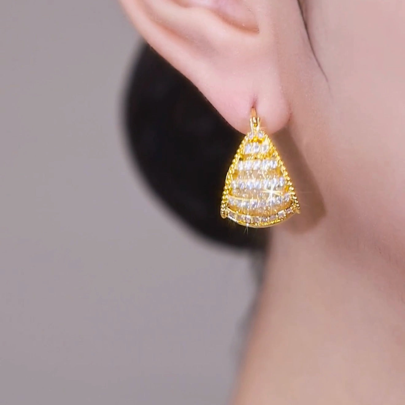 Heavy duty diamond zircon earrings(24k gold plated)