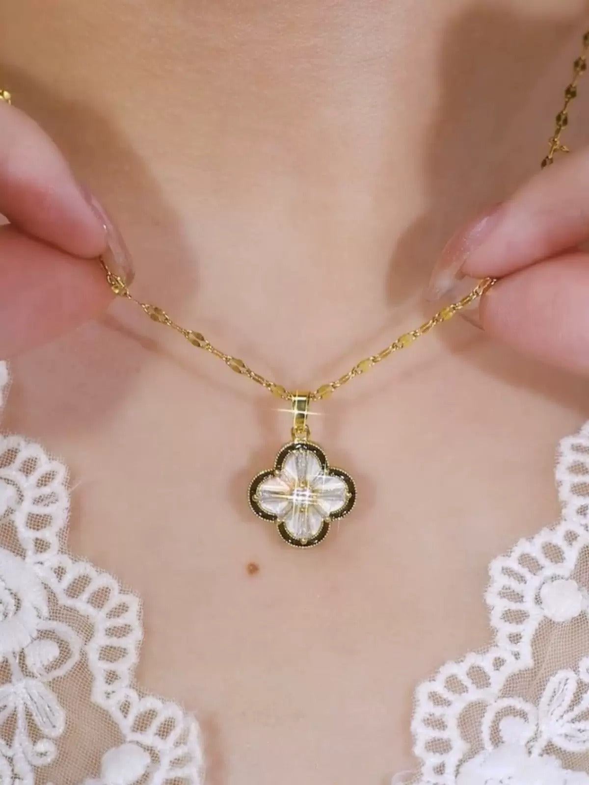 Modern Clover Diamond zircon necklace(24K GOLD PLATED)