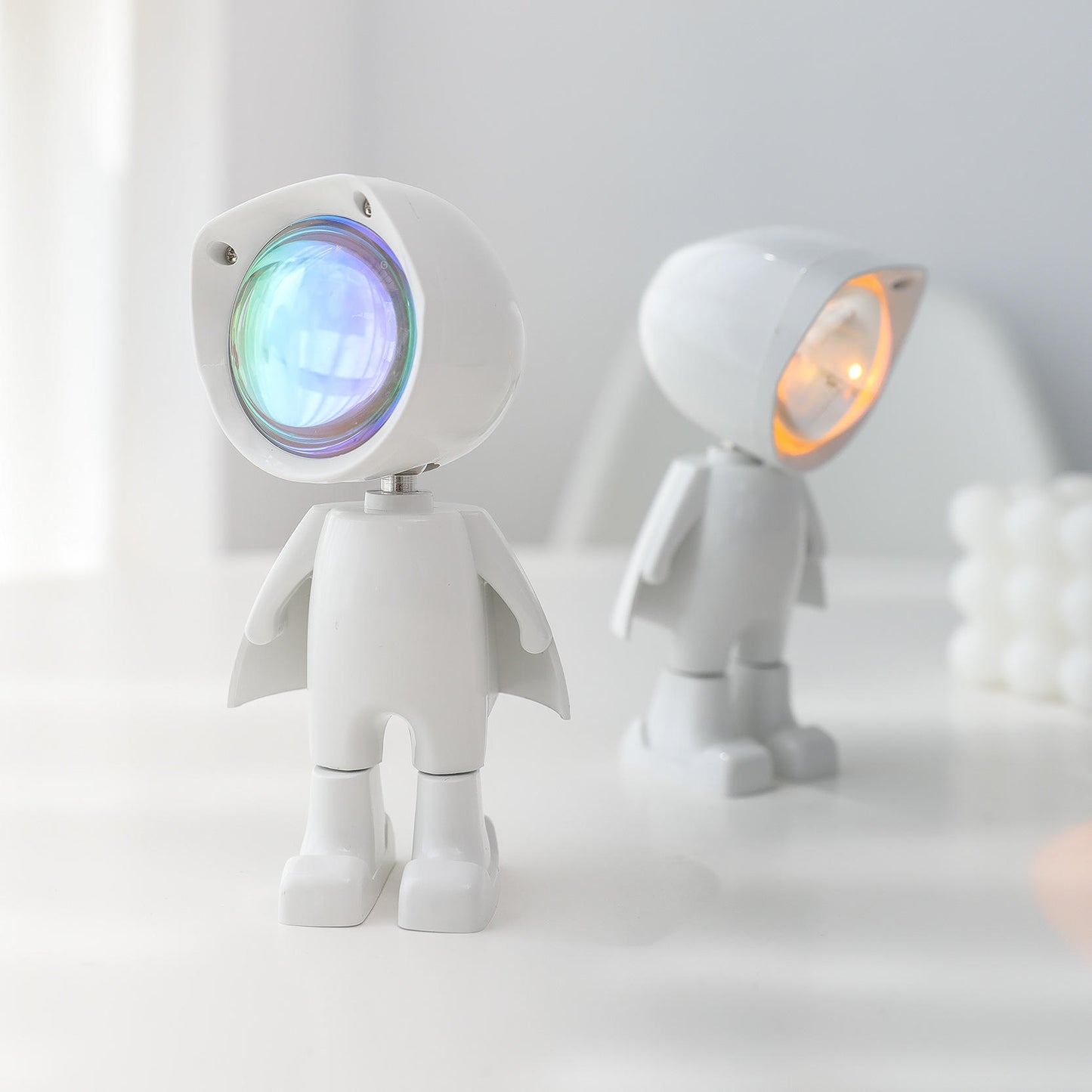 Astronaut Robot Sunset Projector Lamp