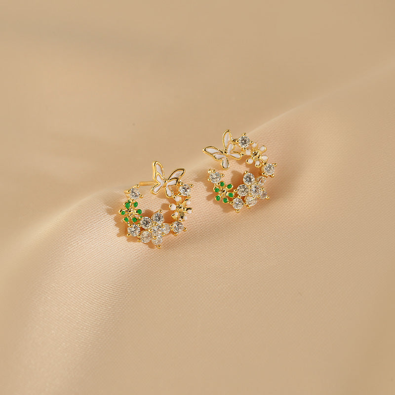 Flower trace butterfly earrings