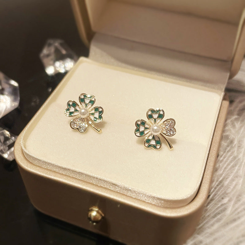 trendy four-leaf clover earrings