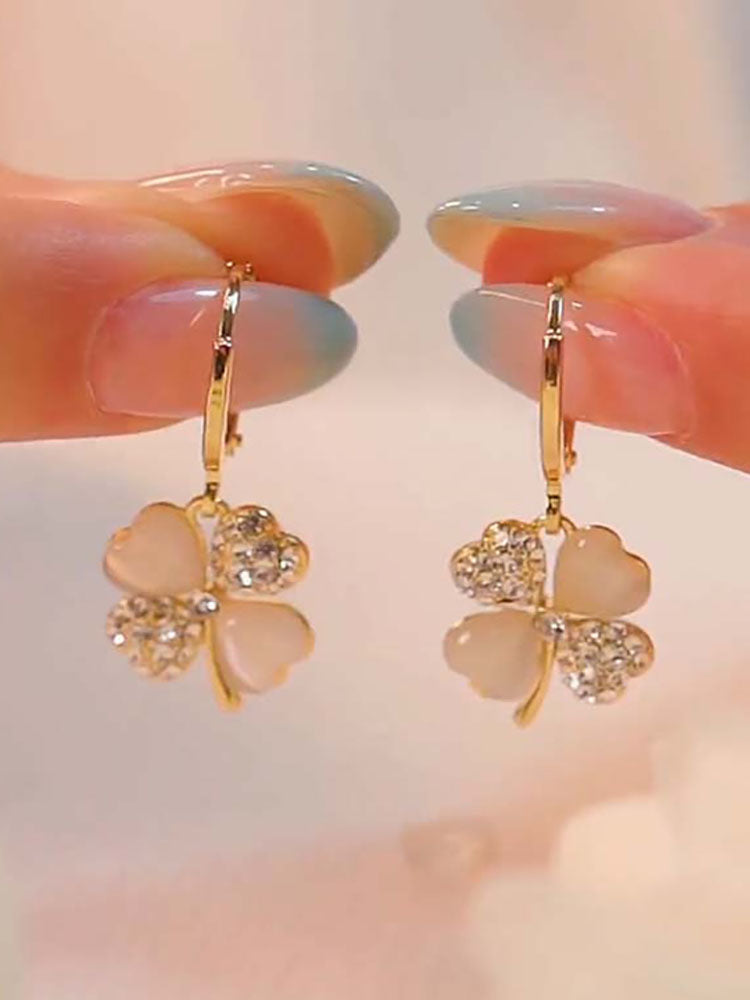 clover earrings