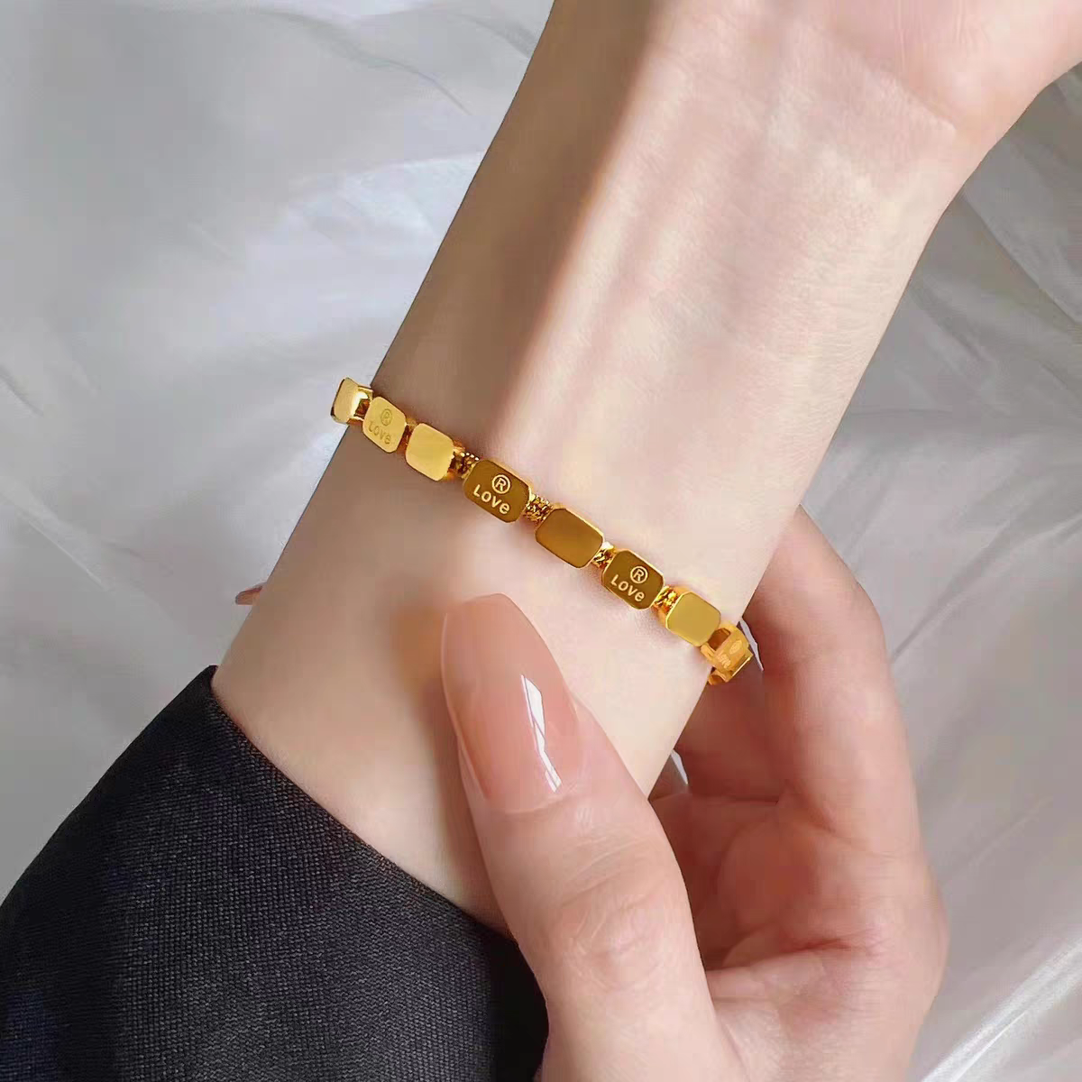 Golden Affection Mesh Bracelet with Love Engravings